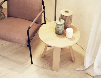 Mateo Sidetable Residential