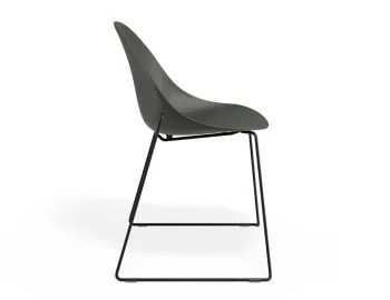 Pebble Chair Oliveseat Sledblack