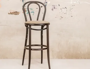 Stool 18 Stool 66cm Insitu