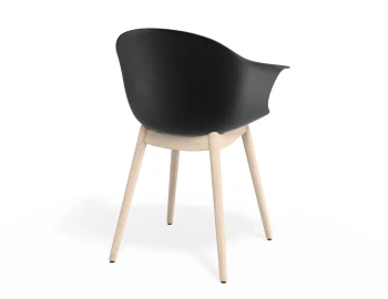 Pebble Armchair Blackseat Beechbase