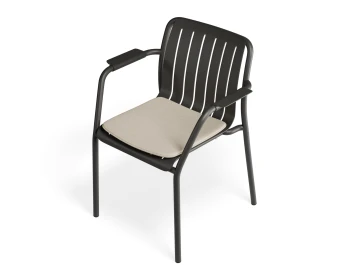 Roku Armchair Charcoal Huskpad