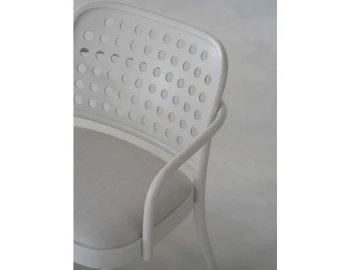 822 Lounge Armchair Pigment Padded Insitu