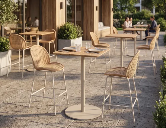 Bar Stool With Teak Table
