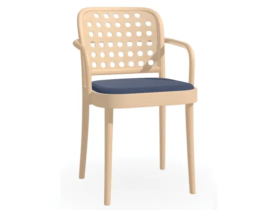 822 Armchair Standard Cat B
