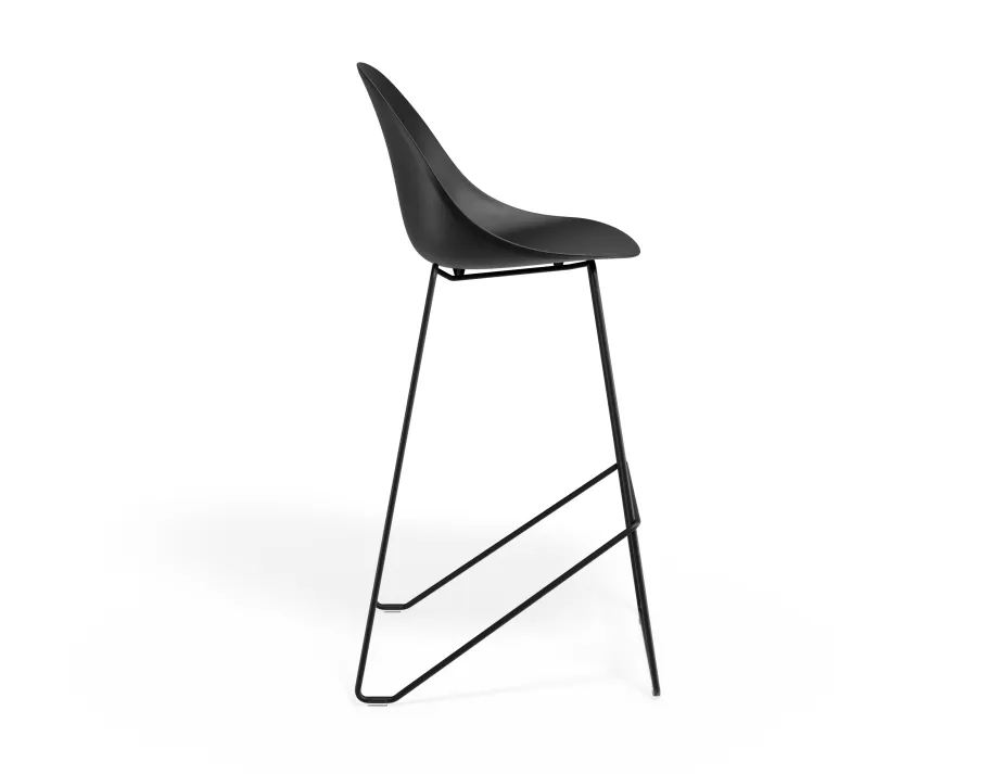 Pebble Barstool Blackseat Blackframe