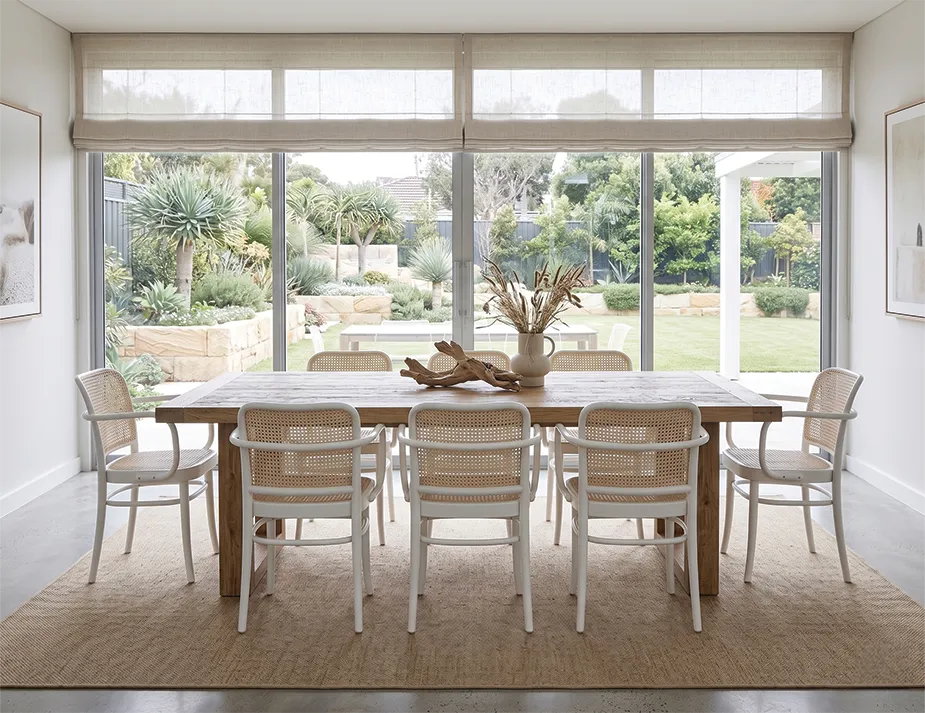 811 White Armchair Lifesytyle
