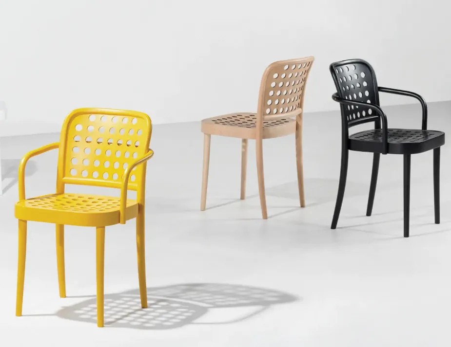 822 Armchair Insitu