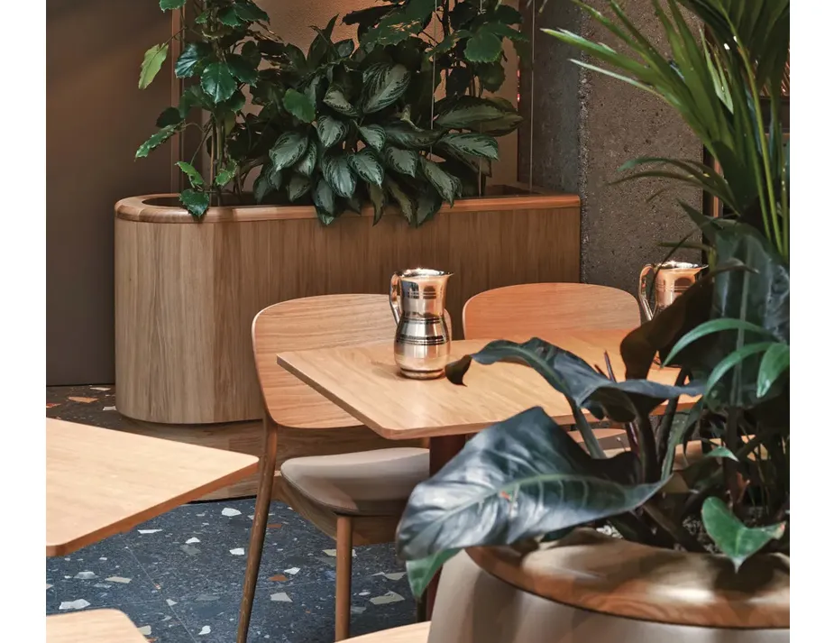 Valencia Range Seat Insitu