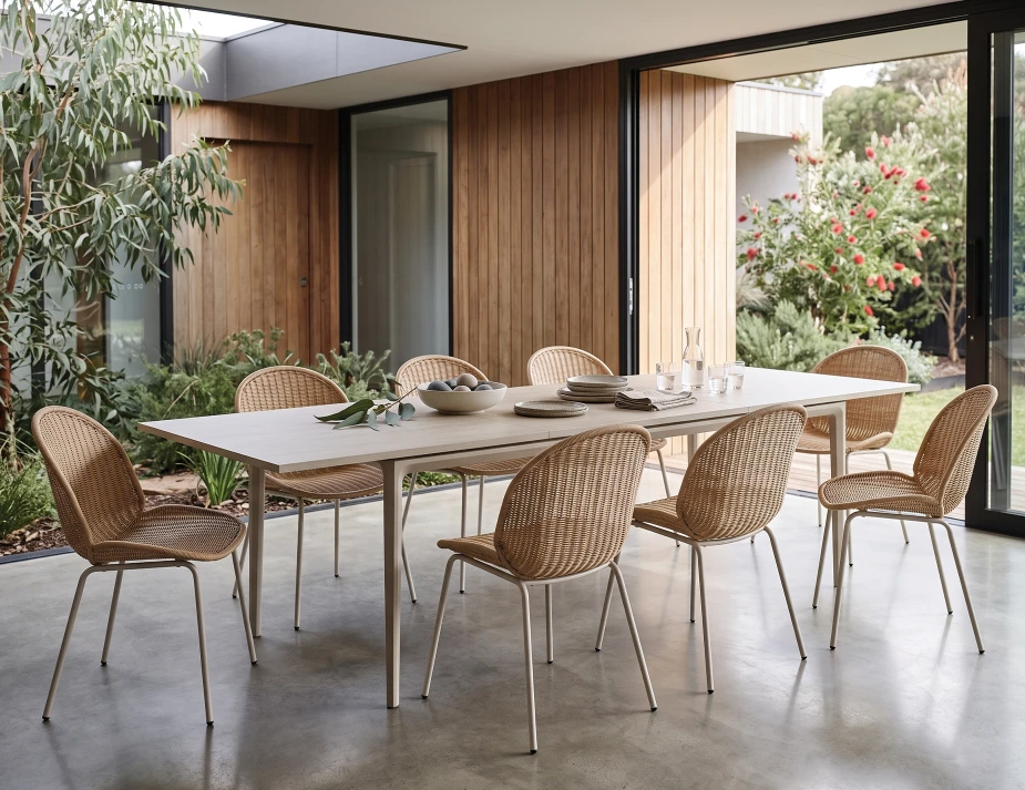 Arken Table In House