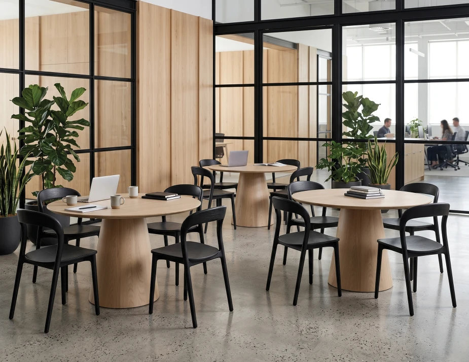Circa 120 Natural Mia Chairs Black