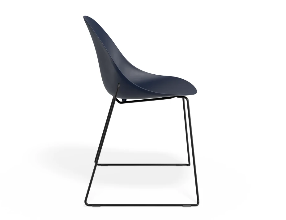 Pebble Chair Navyseat Sledblack