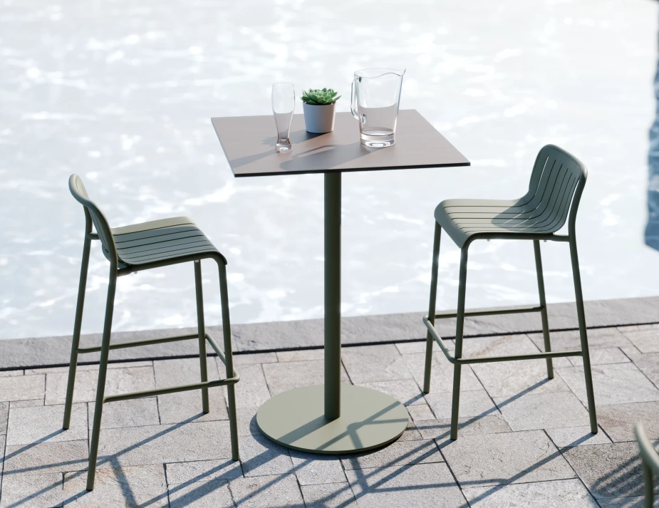 Solara 75x75 Bartable Notaiowalnut