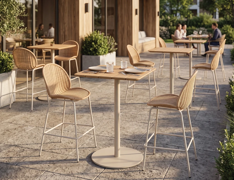 Bar Stool With Teak Table