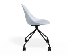 P 3 Pebble Chair Palebluev3seat Pyramidcastors