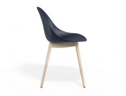 P 3 Pebble Chair Navyseat Beechbase