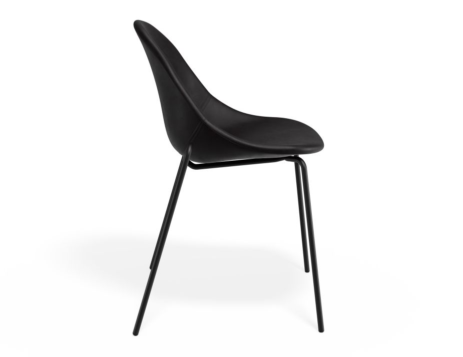 P 3 Pebble Chair Blackpuseat 4postblack