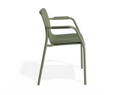 P 3 Roku Armchair Green