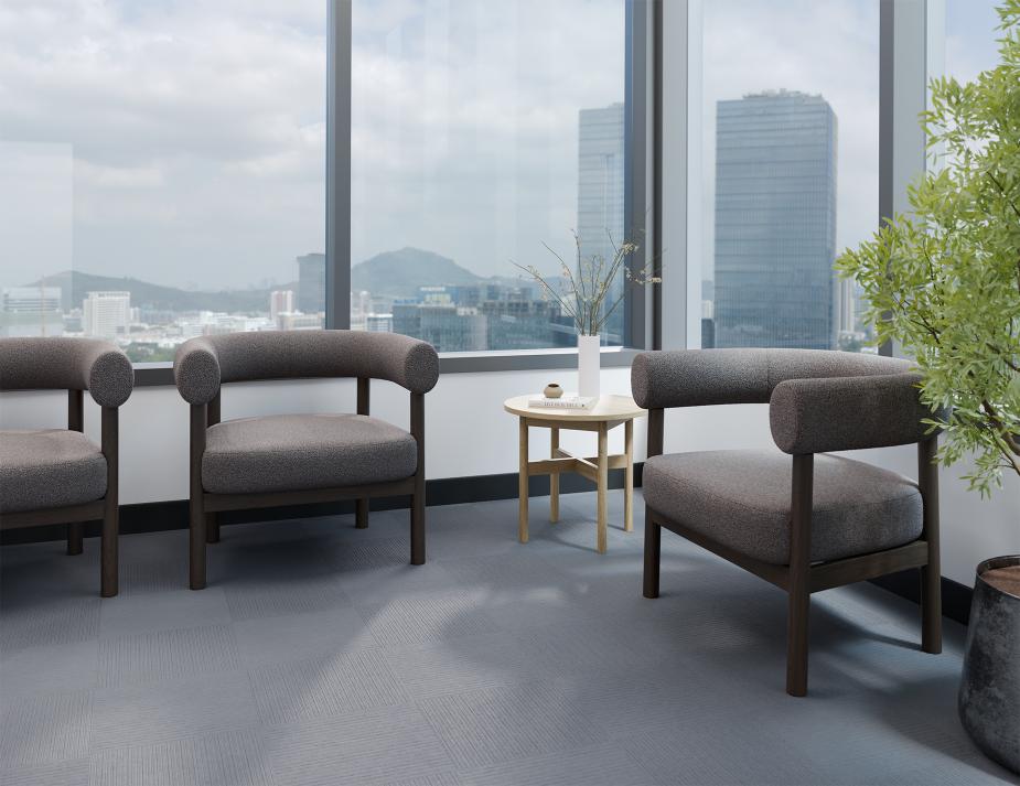 L 1 Marlowe Loungechair Commercial Brown Oyster1