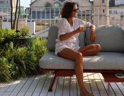 Arla Outdoor Sofa 0018 Sunset Amb 31