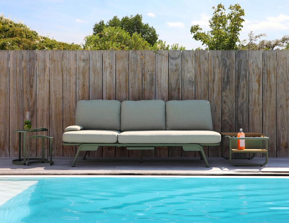 Arla Outdoor Sofa 0002 Sunset Am 11