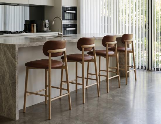 Oskar Bar Stool - Natural - Retro Brandy PU